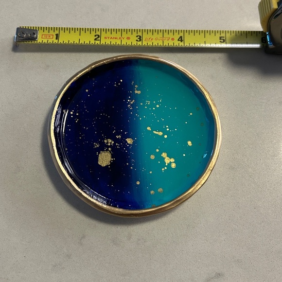 One of a kind custom-made plate can be used for jewellery or coaster or wall - Picture 4 of 5